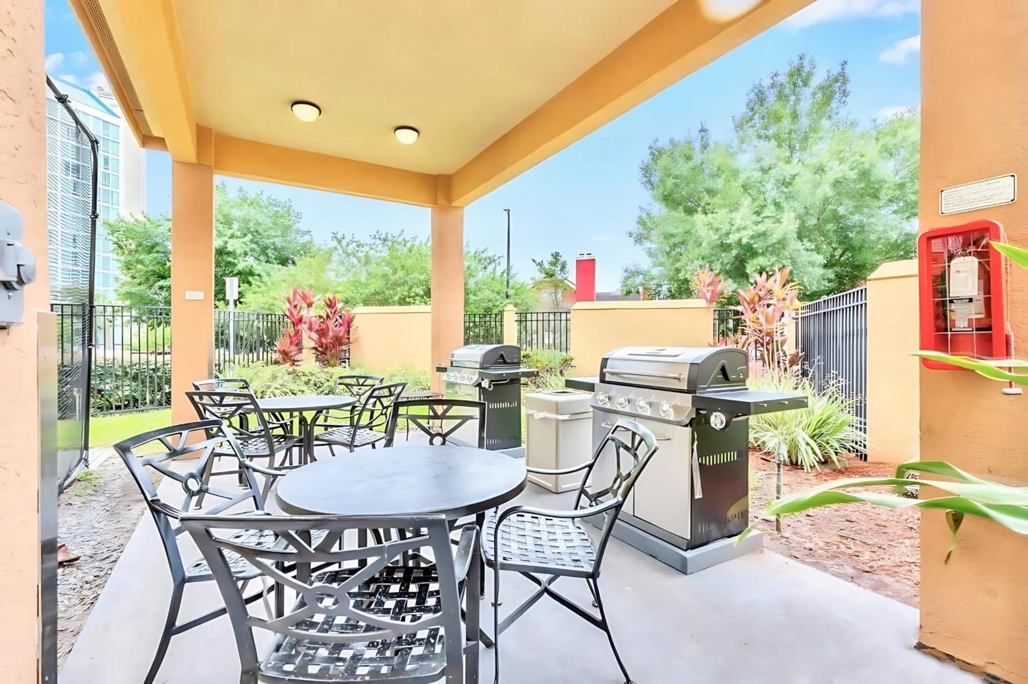 1Br Apartment Near Disney W Pool Hot Tub Arcade Orlando Dış mekan fotoğraf